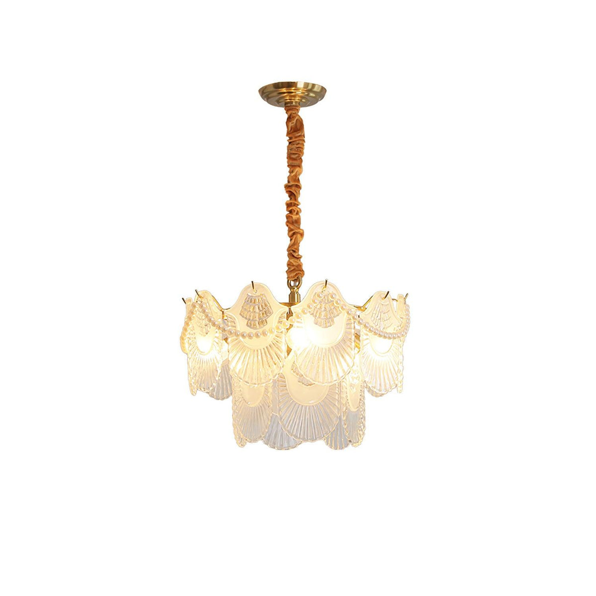 Liorelelle lysekrone i perlemorsglas med muslingeskaldesign