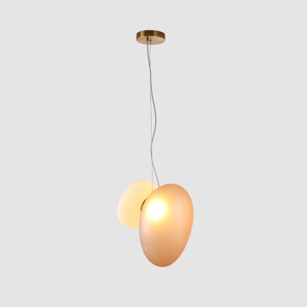 Mervan pendellampe i matteret glas