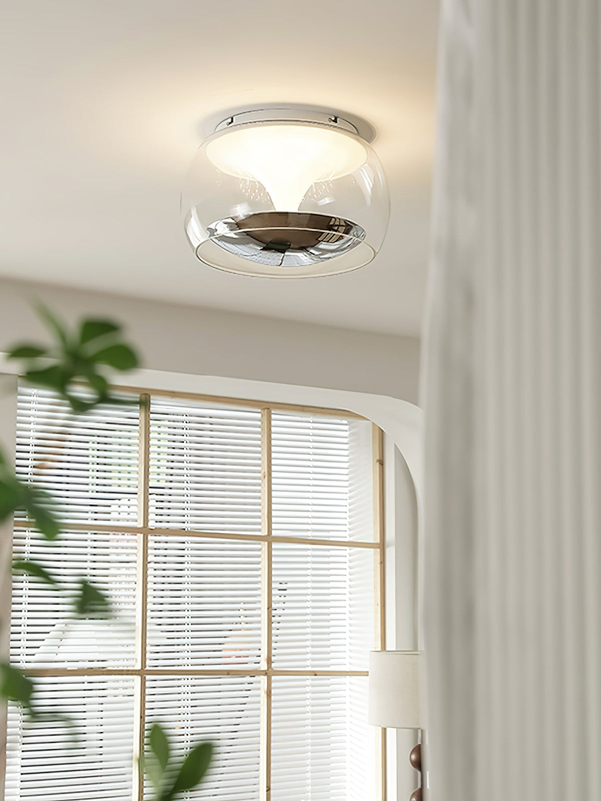 Candeeiro de teto pendente em vidro com design artístico nórdico Eshair