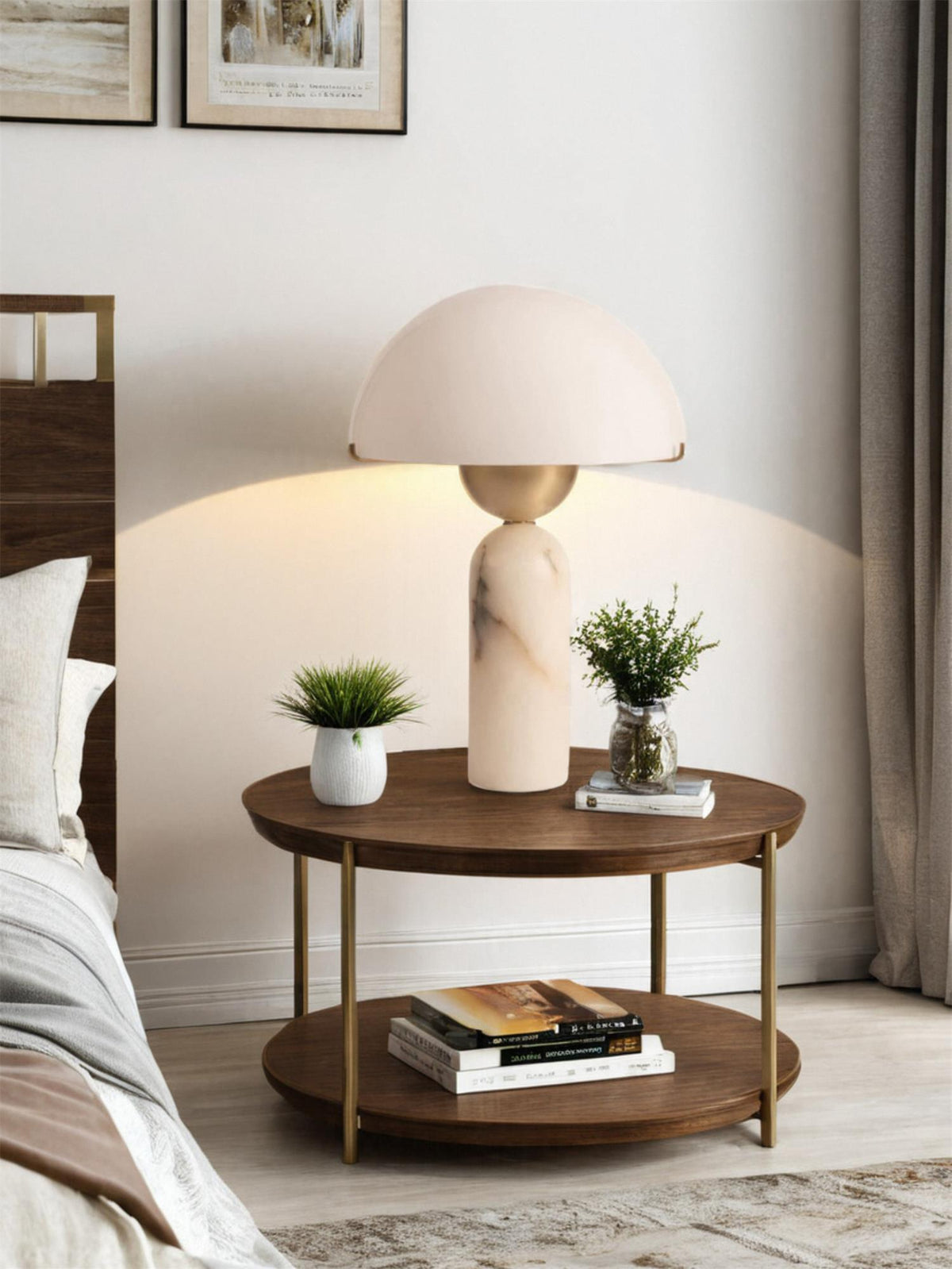 Tirixon bordslampa i alabaster