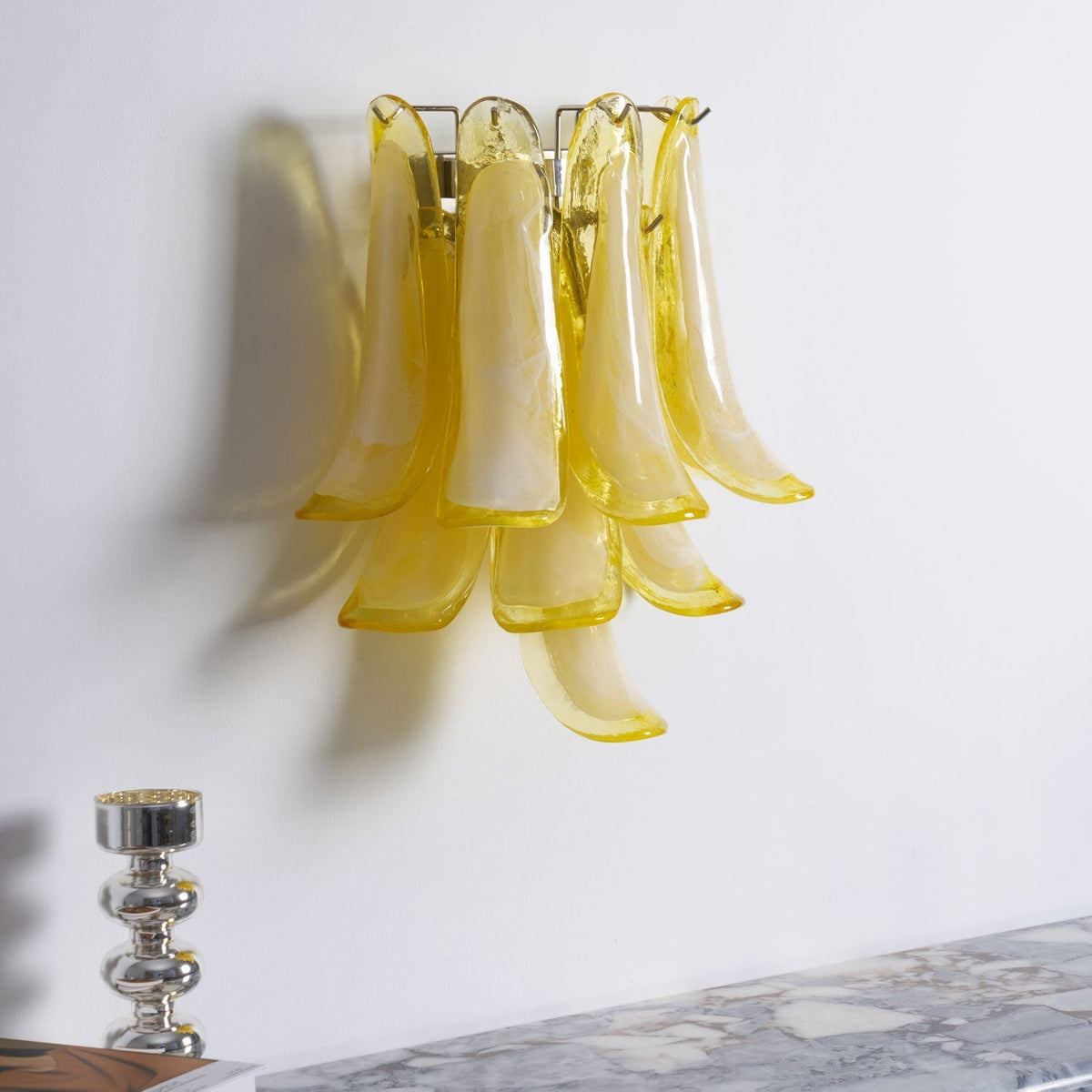 Eiraira Væglampe i kronbladsformet glas vintage kunstnerisk