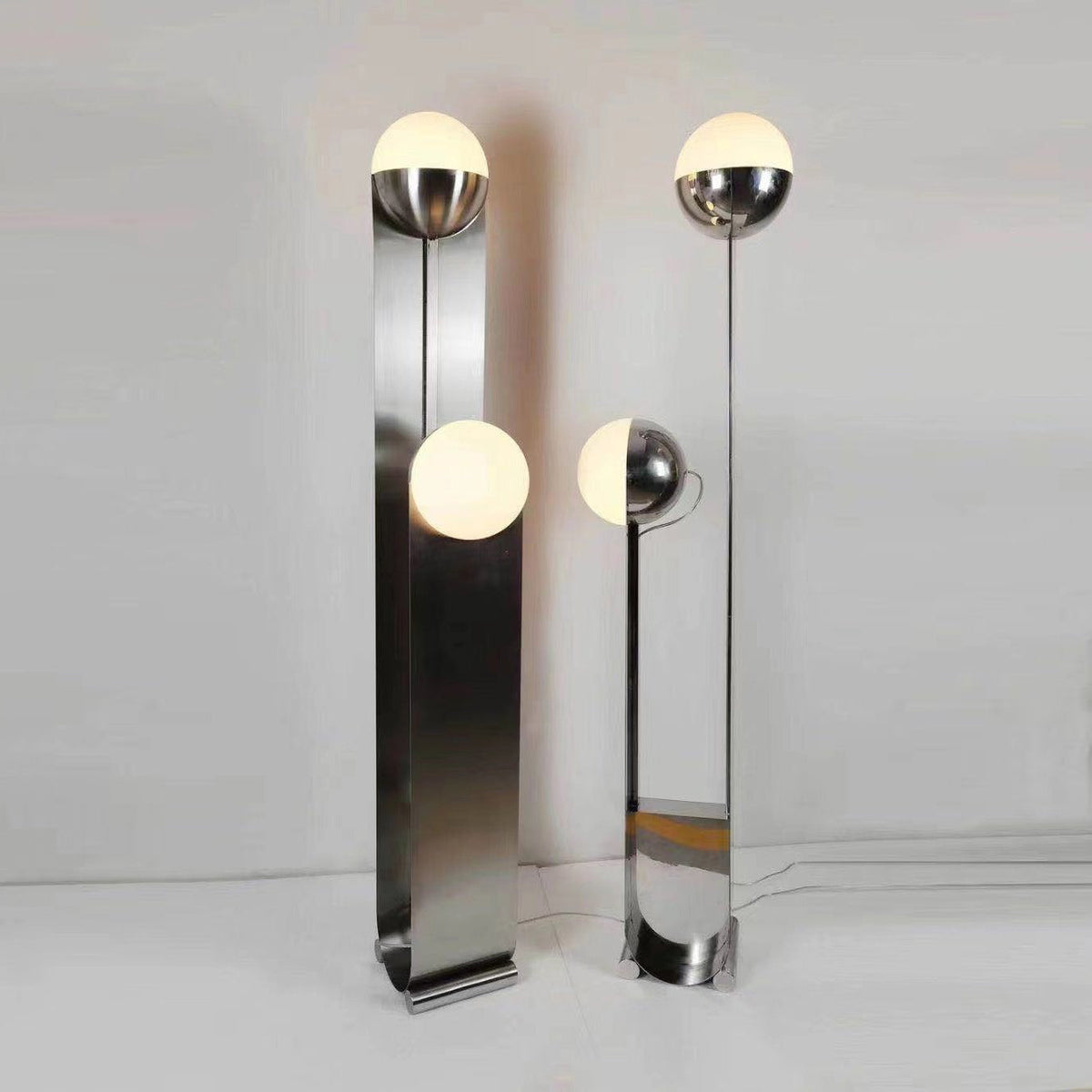 Asym-gulvlampe