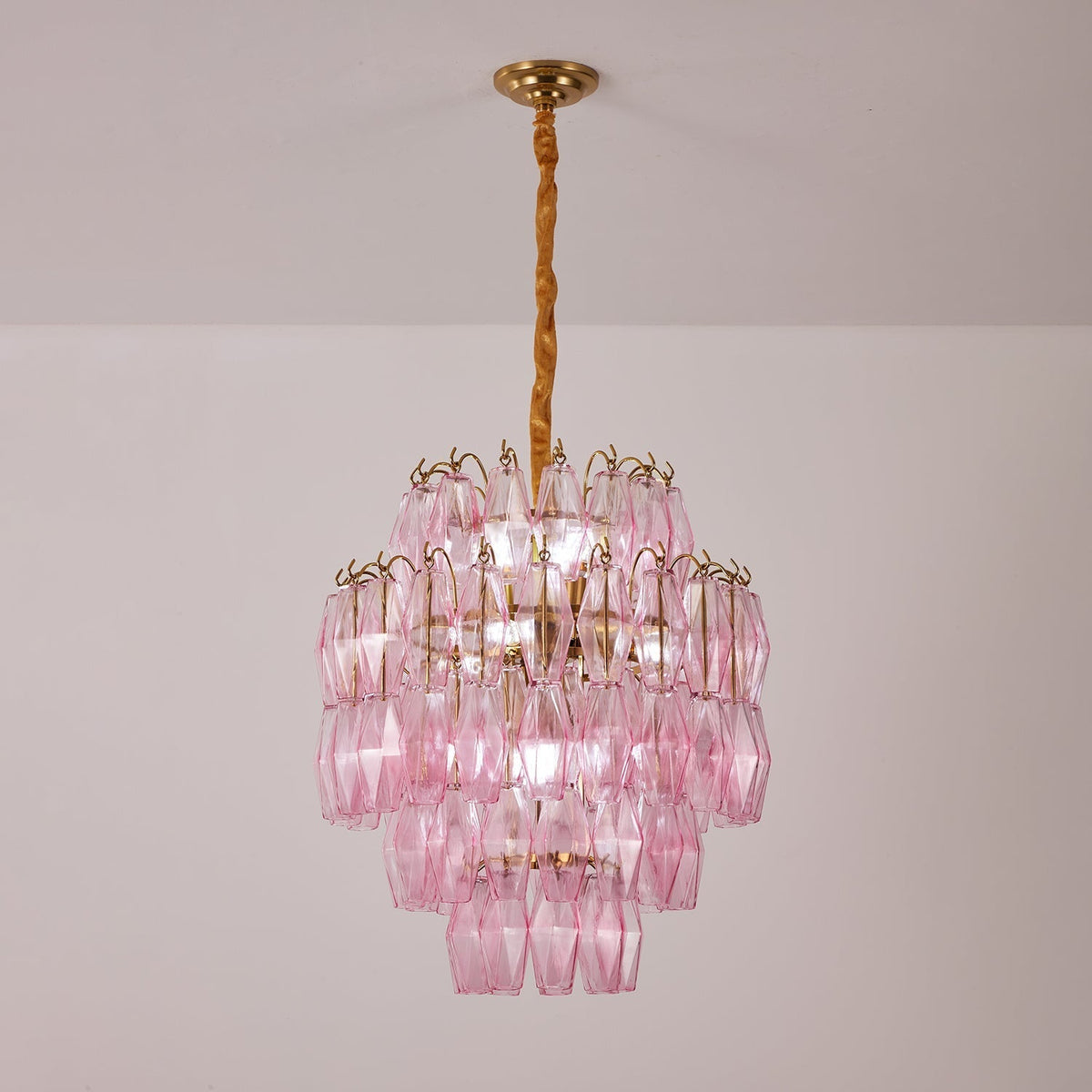 Celenine lysekrone i lyserødt Murano-glas lagdelt glamour
