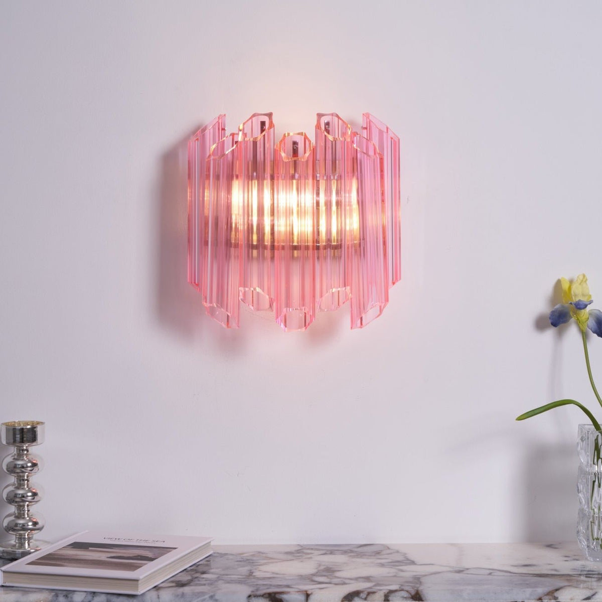 Candeeiro de parede Aurora com tubo de vidro Murano cor-de-rosa