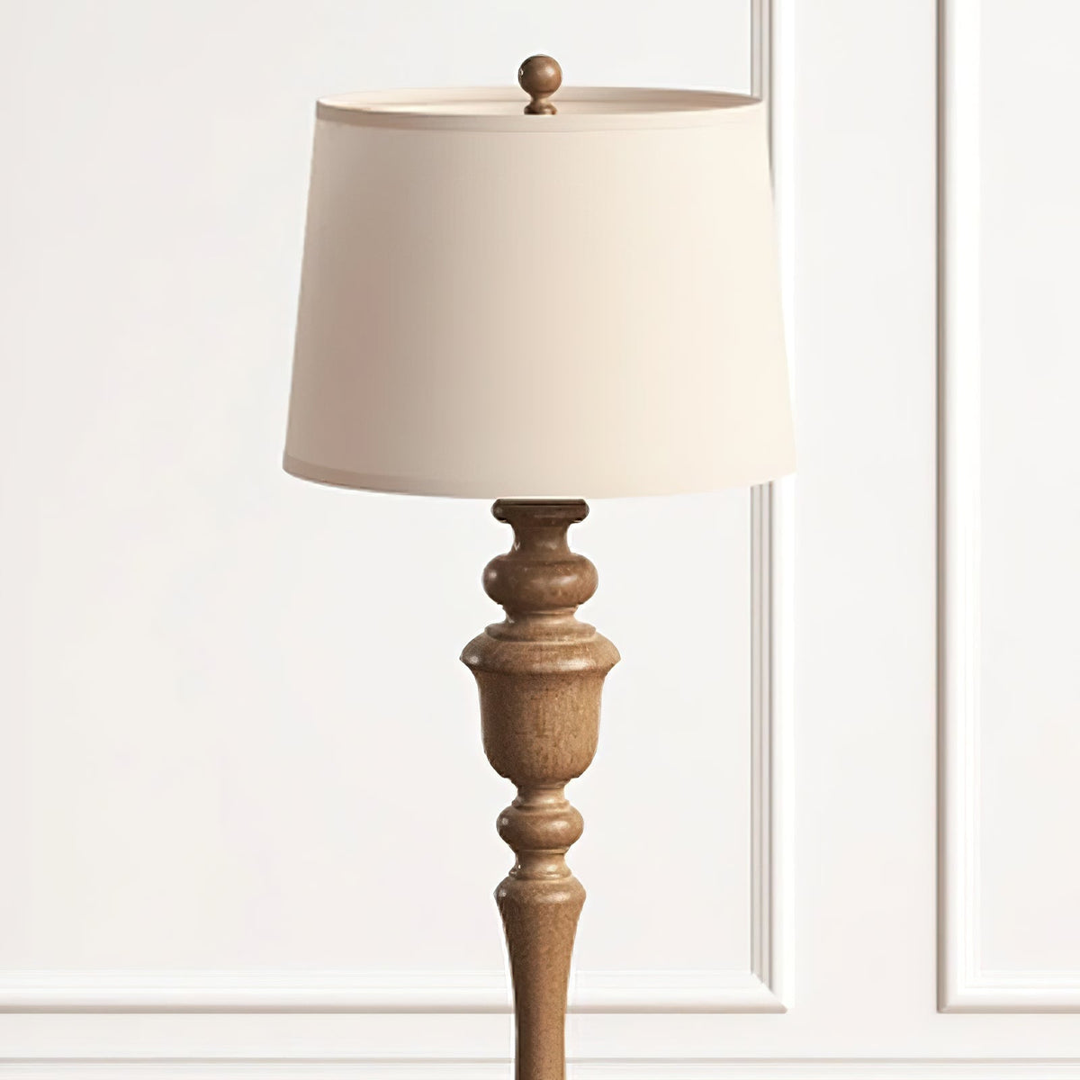 Steppy traditionel gulvlampe