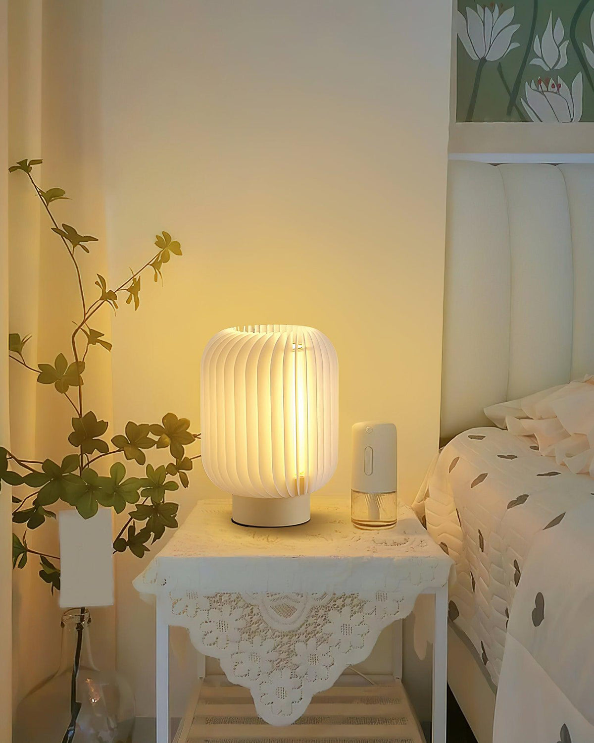 Thal organisk veckad bordslampa