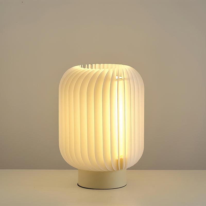 Thal organisk veckad bordslampa
