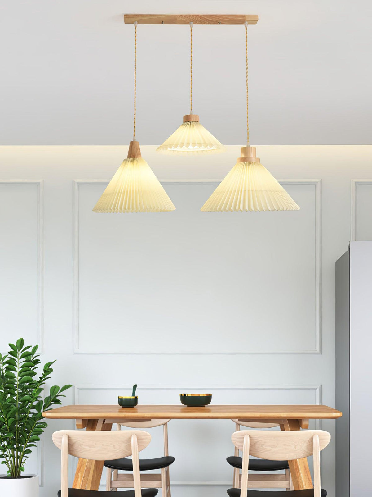 Rinisora modern pendellampa i trä