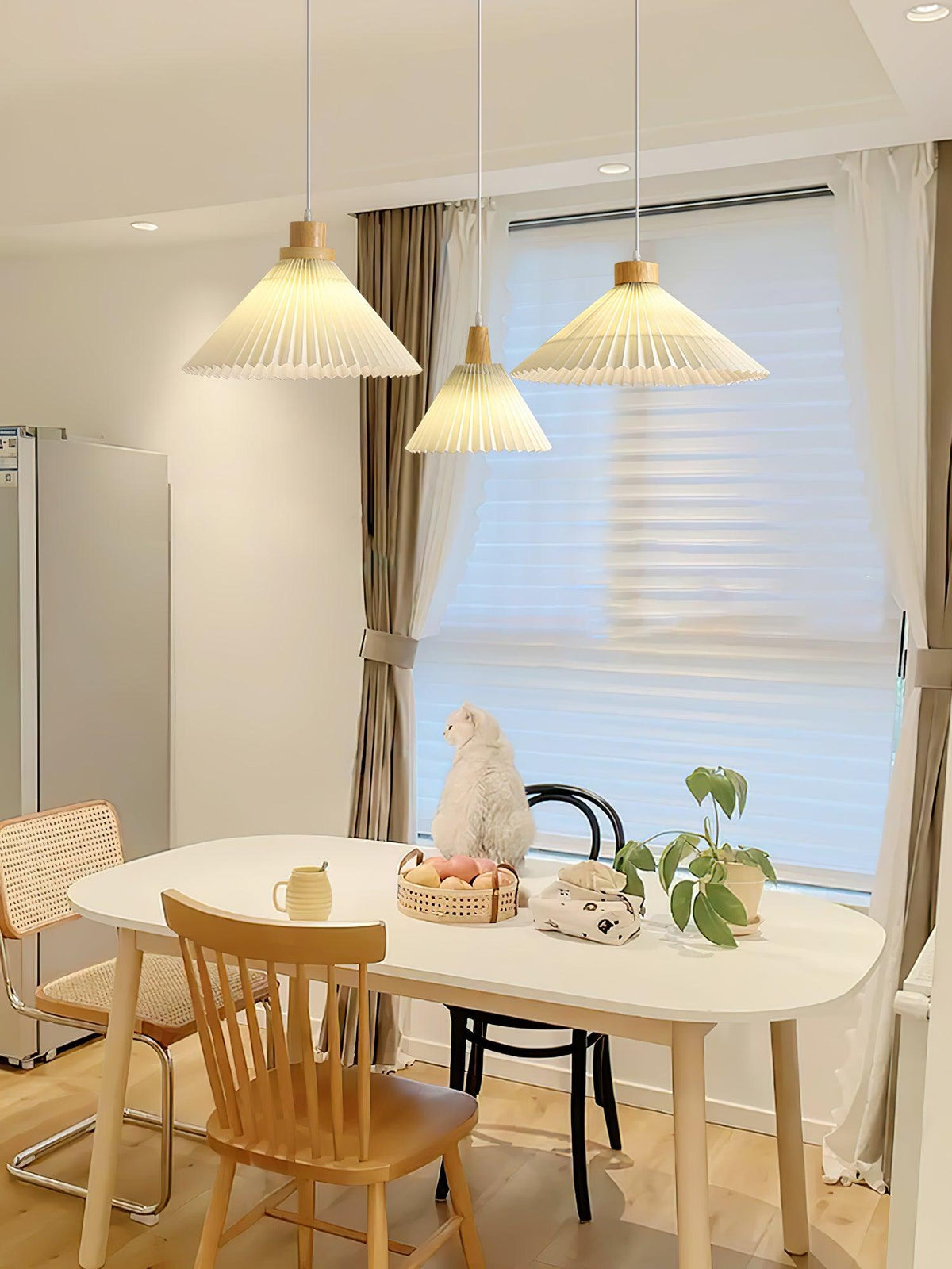 Rinisora modern pendellampa i trä