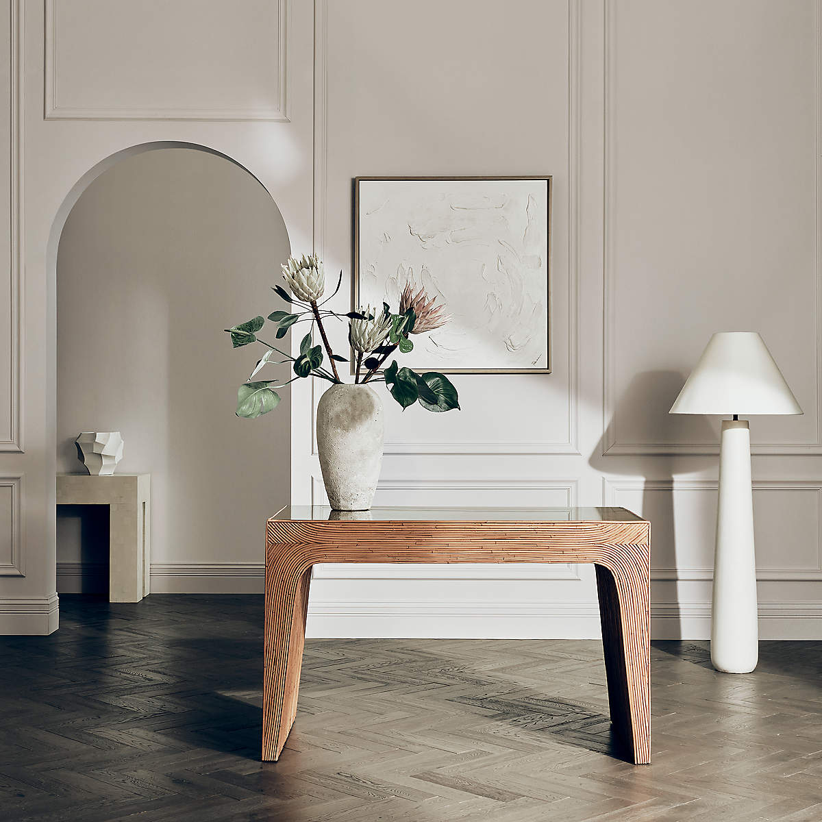 Columnil-hvid gulvlampe