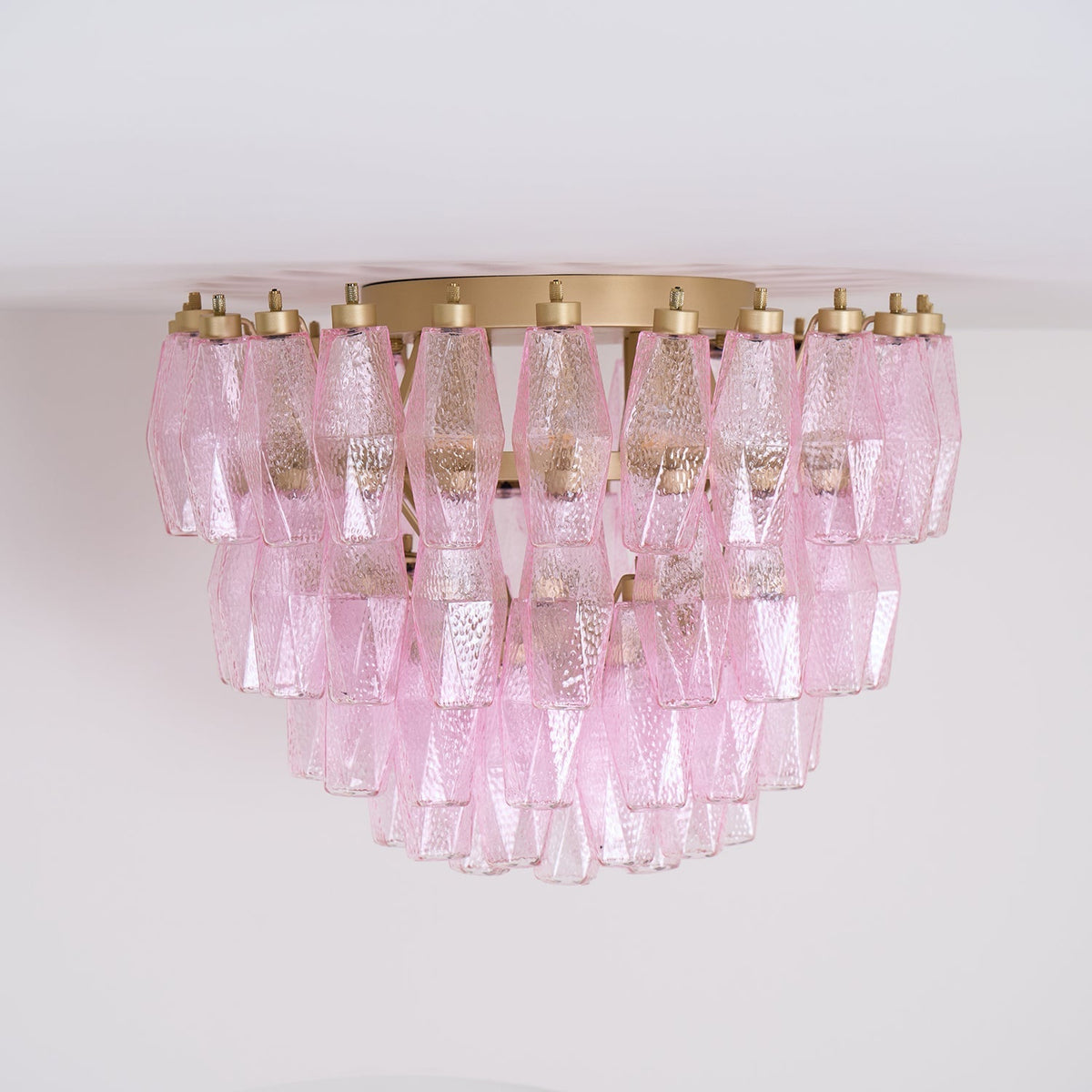 Candeeiro de teto Celelaya Poliedri em vidro Murano cor-de-rosa, em camadas e de montagem embutida