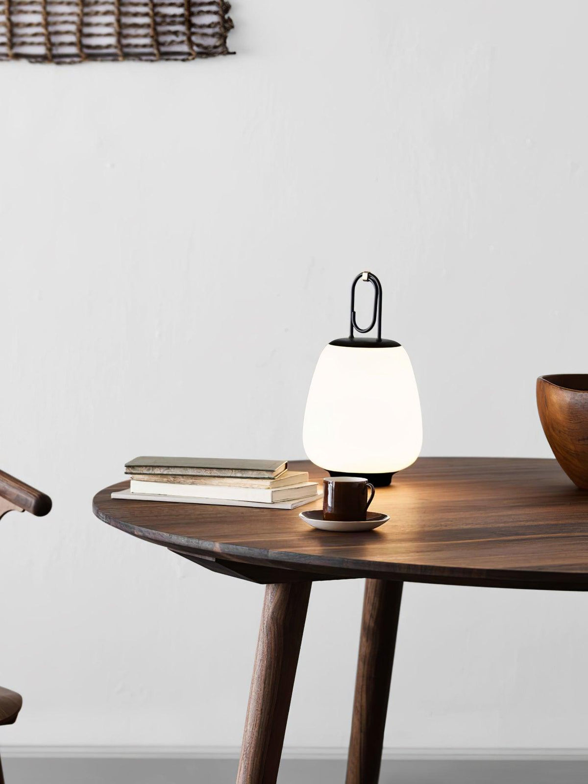 Candeeiro de mesa contemporâneo Olloril em vidro