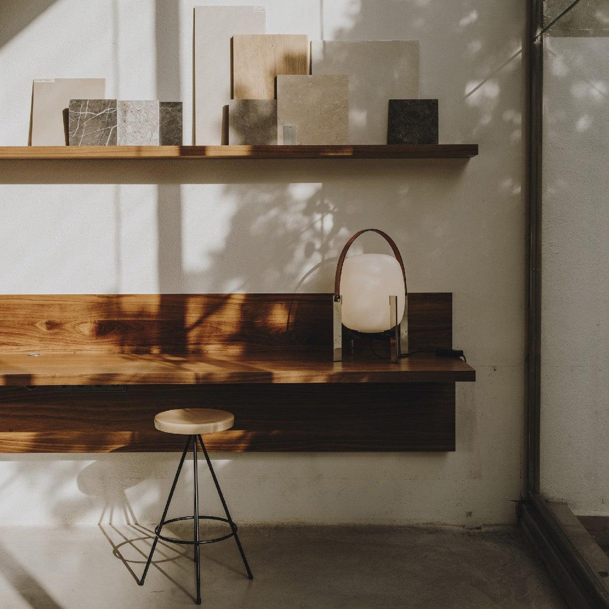 Harper minimalistisk bordslampa i glas
