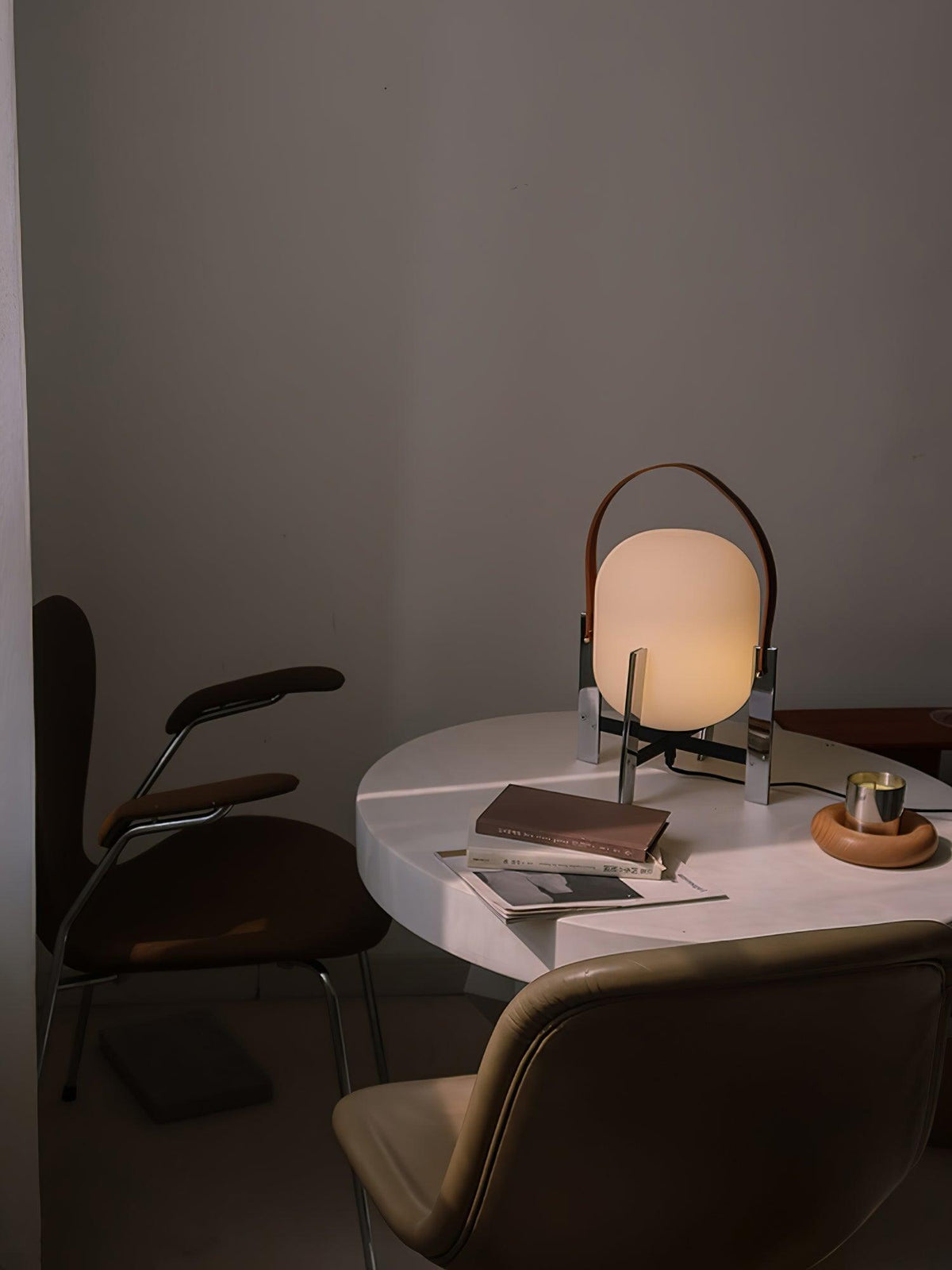 Harper minimalistisk bordslampa i glas
