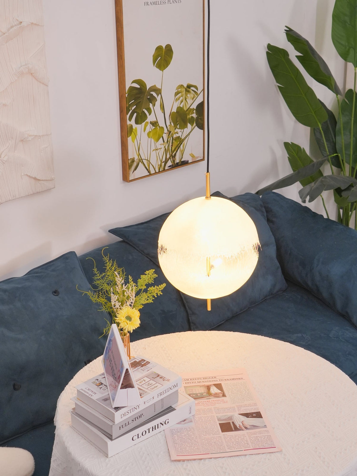Sel futuristisk pendellampa