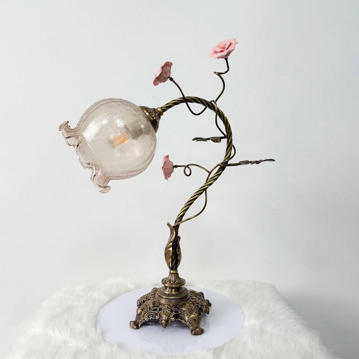 Primavera-blomstret bordlampe