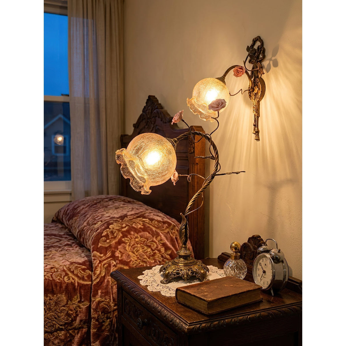 Primavera-blomstret bordlampe