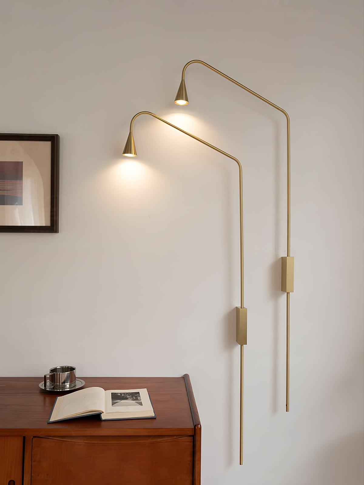 Vesolel-moderni minimalistinen seinävalaisin