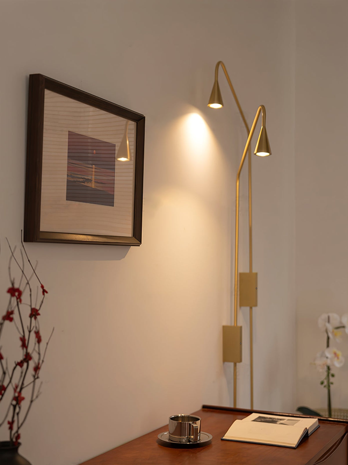 Vesolel-moderni minimalistinen seinävalaisin