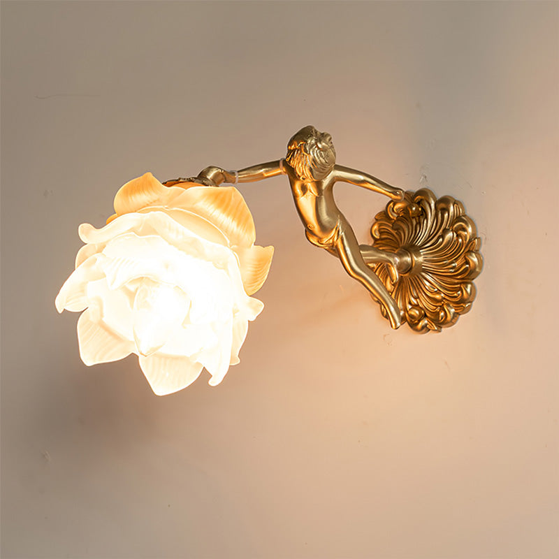 Arque rosafärgad vägglampa i glas
