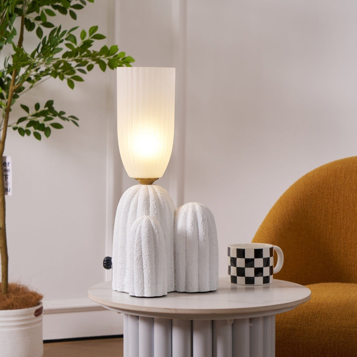 Soreny konstnärlig bordslampa i harts