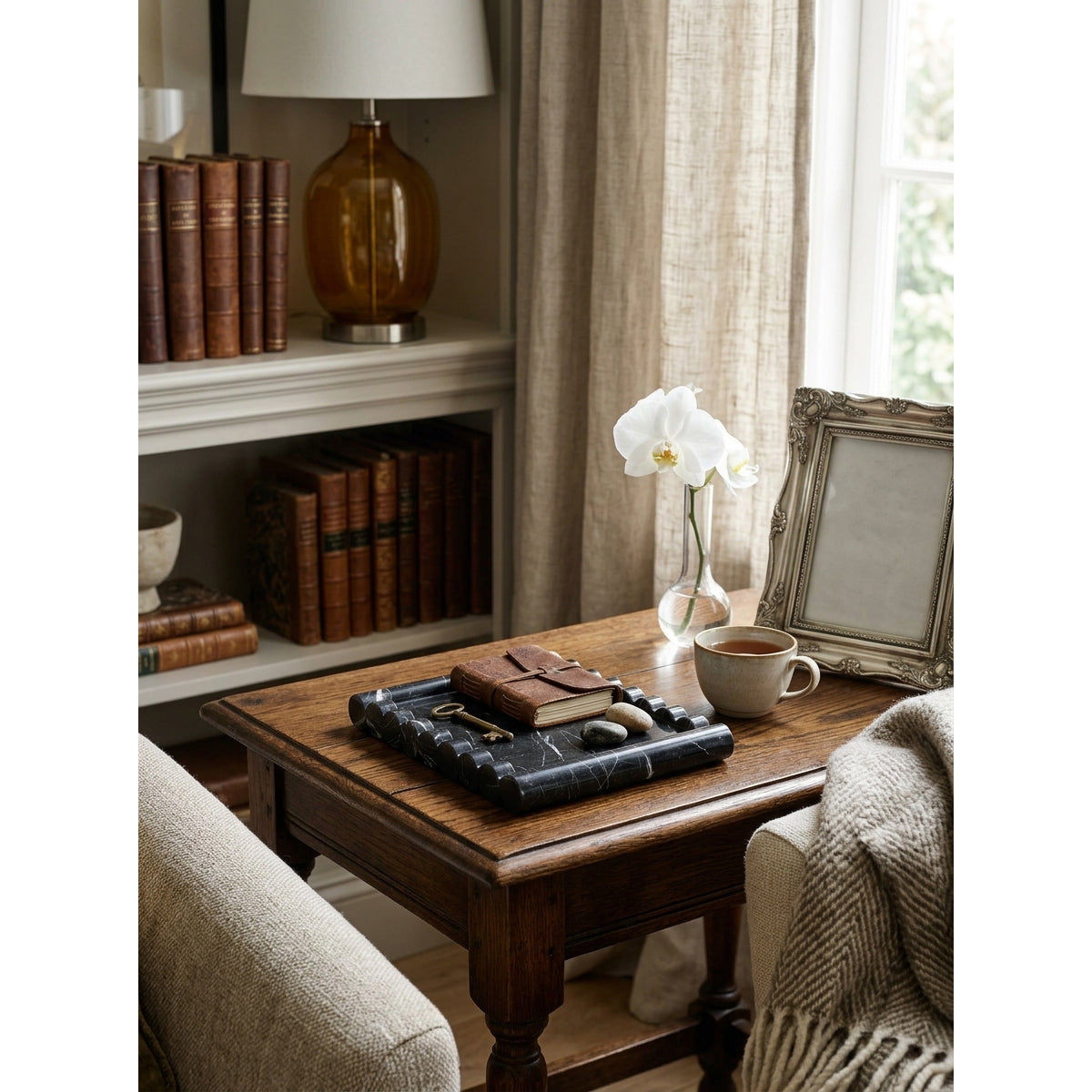 Tabuleiro Wave de mármore Casterhurst