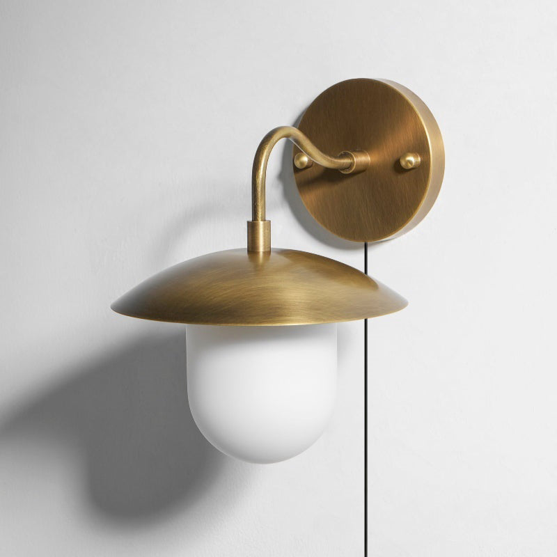 Aveniette Petite plug-in-væglampe