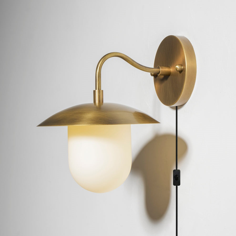 Aveniette Petite plug-in-væglampe