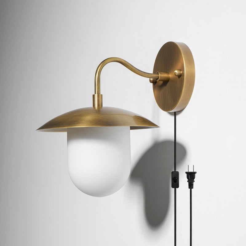 Aveniette Petite plug-in-væglampe