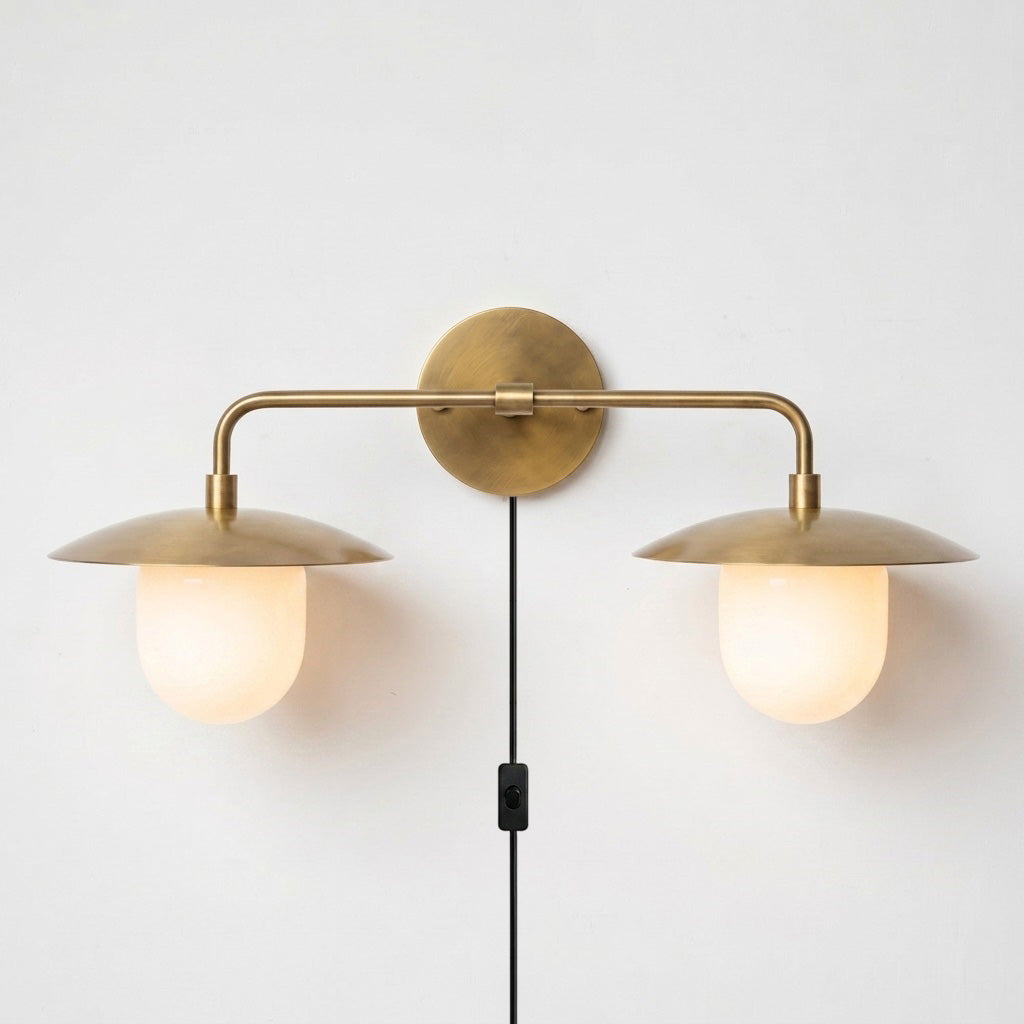Aveniette Petite plug-in-væglampe