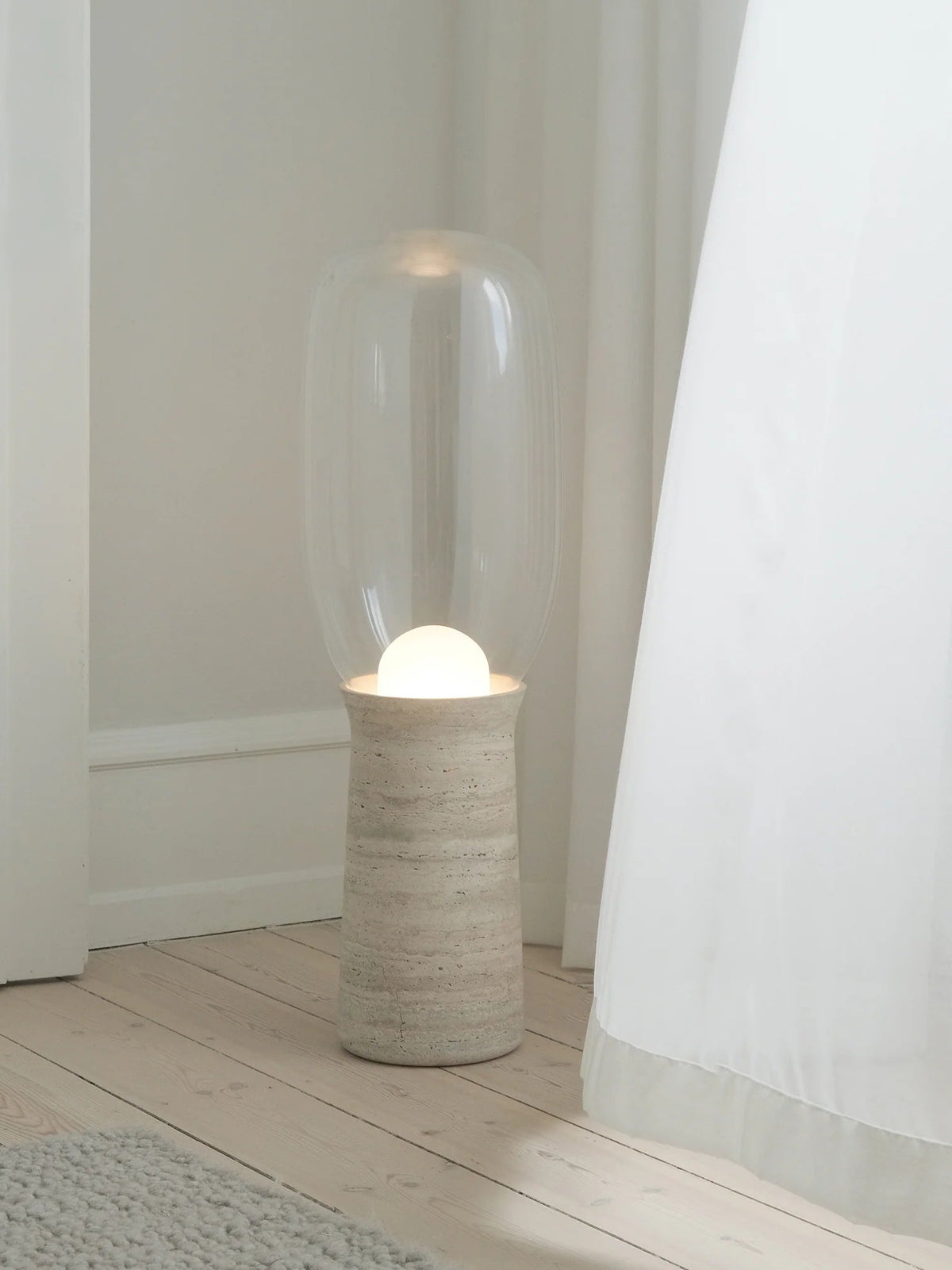 Gulvlampe Torch