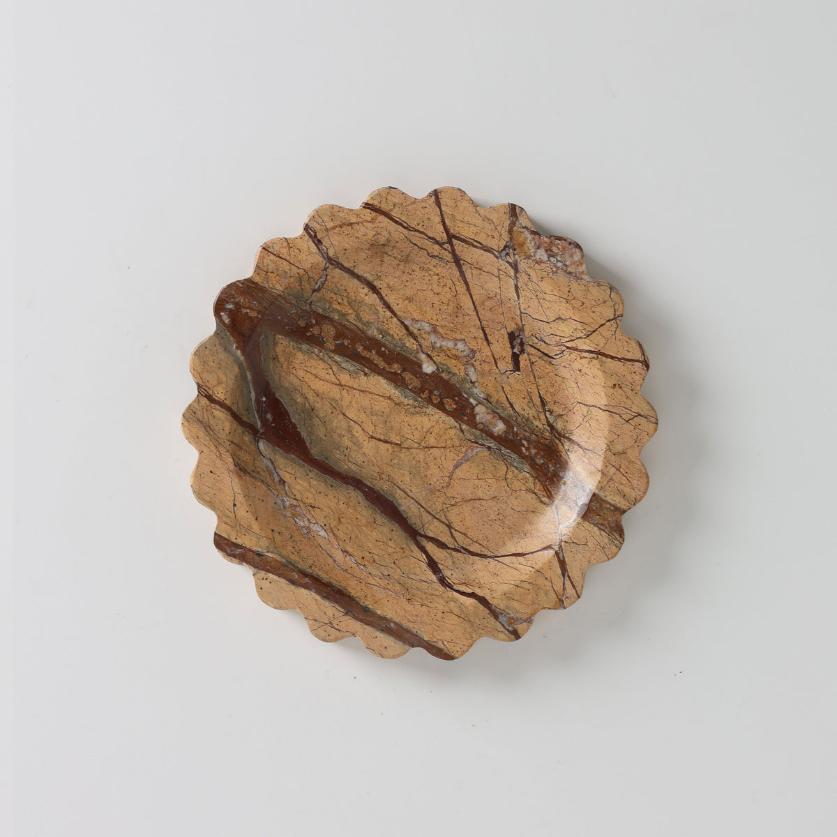 Wexhurst-scallop-reunainen kivitarjotin
