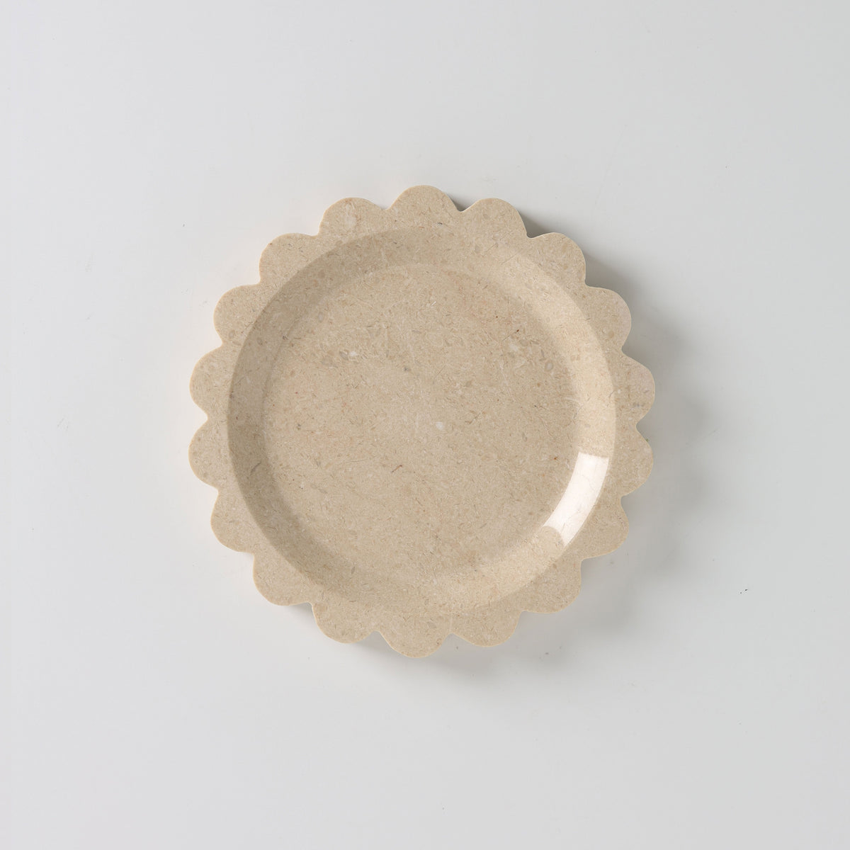 Wexhurst-scallop-reunainen kivitarjotin