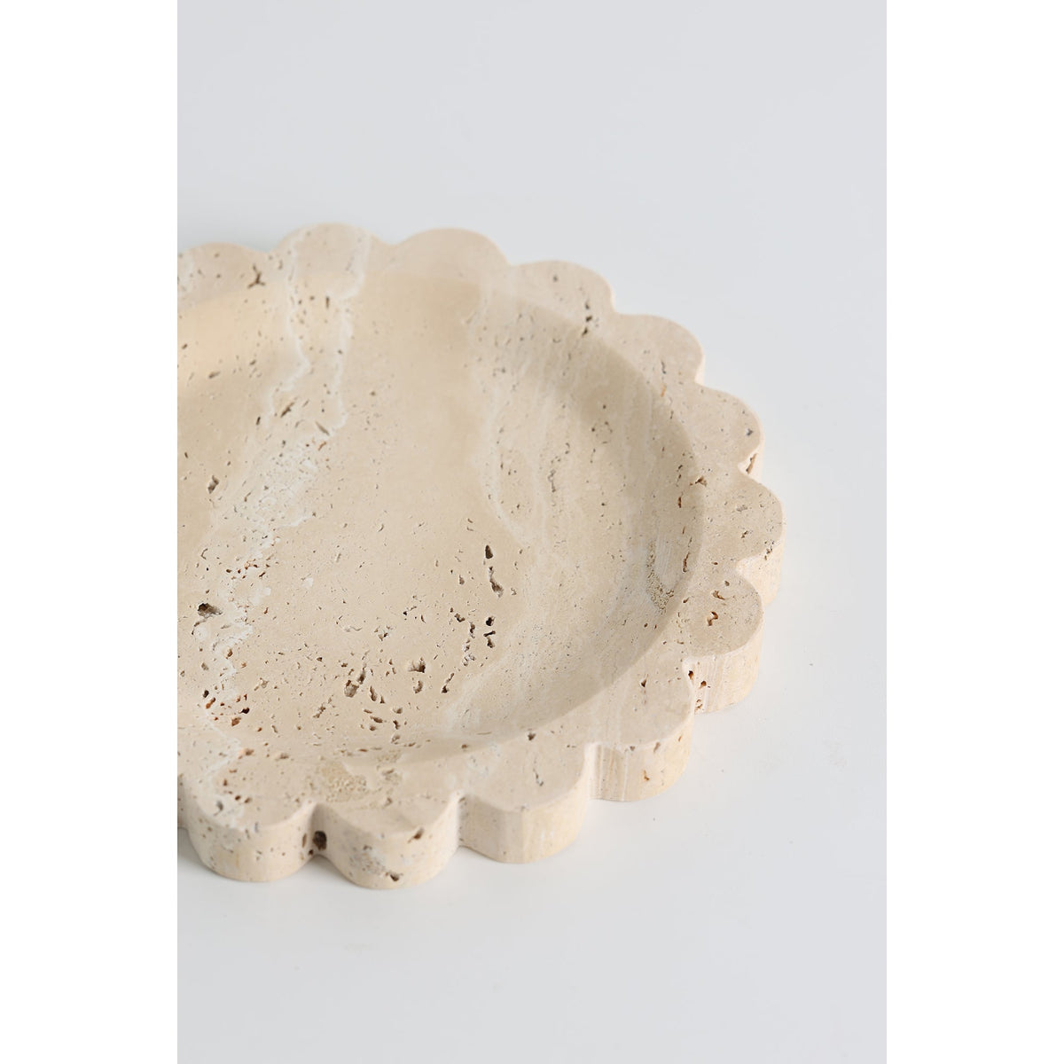 Wexhurst-scallop-reunainen kivitarjotin