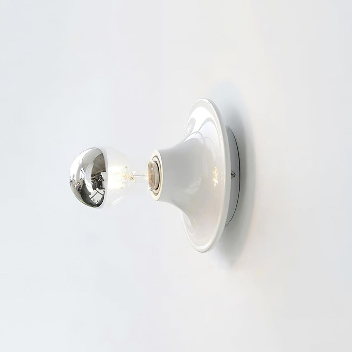 Lioreielle Wall Light