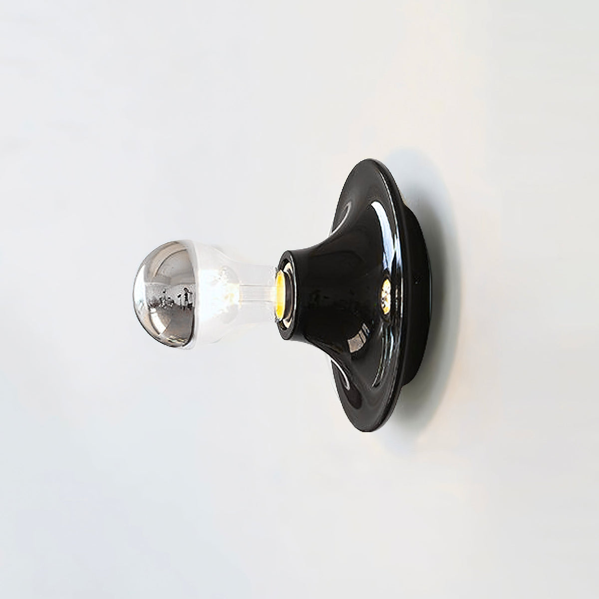 Lioreielle Wall Light