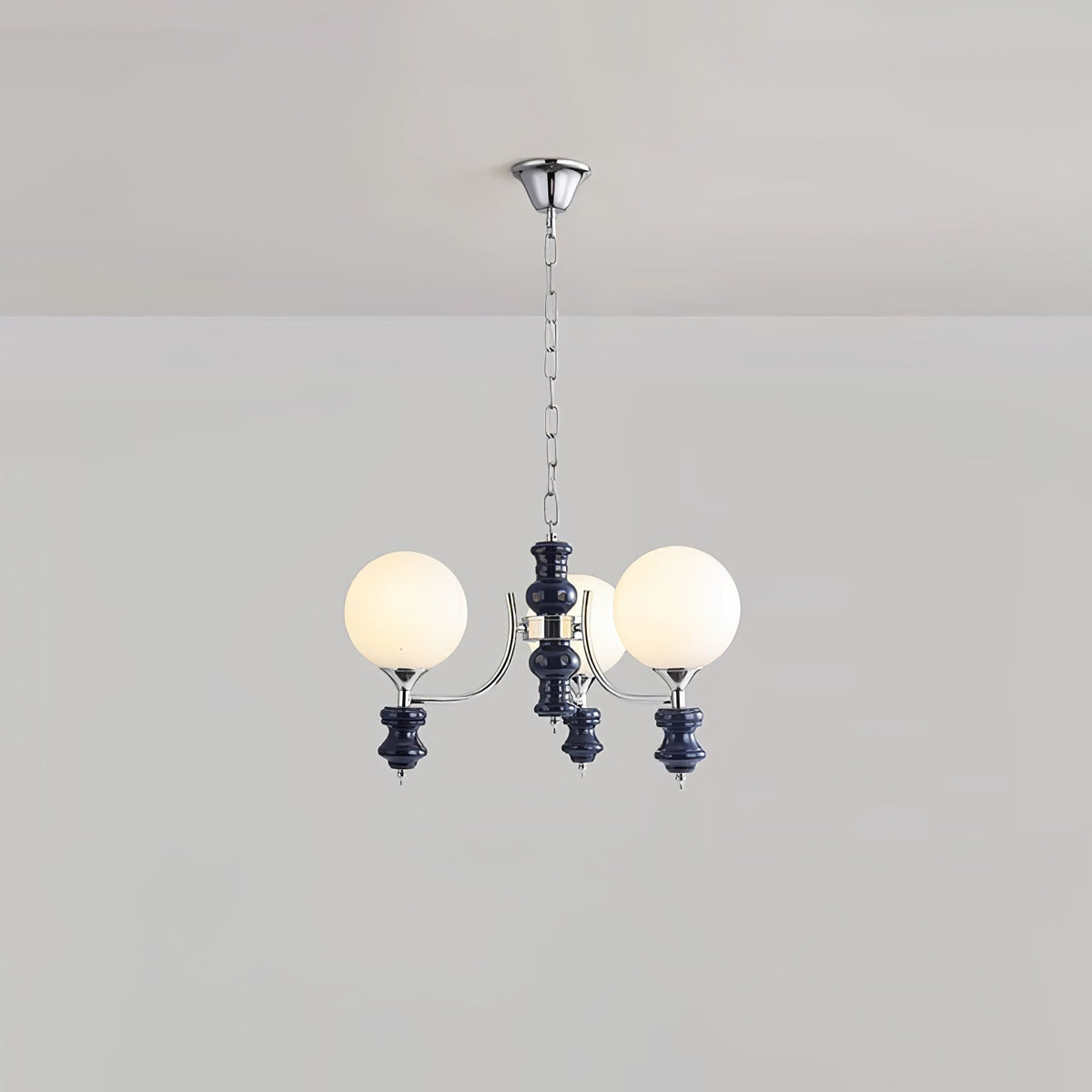 Miraena regal kuglelysekrone i matteret glas