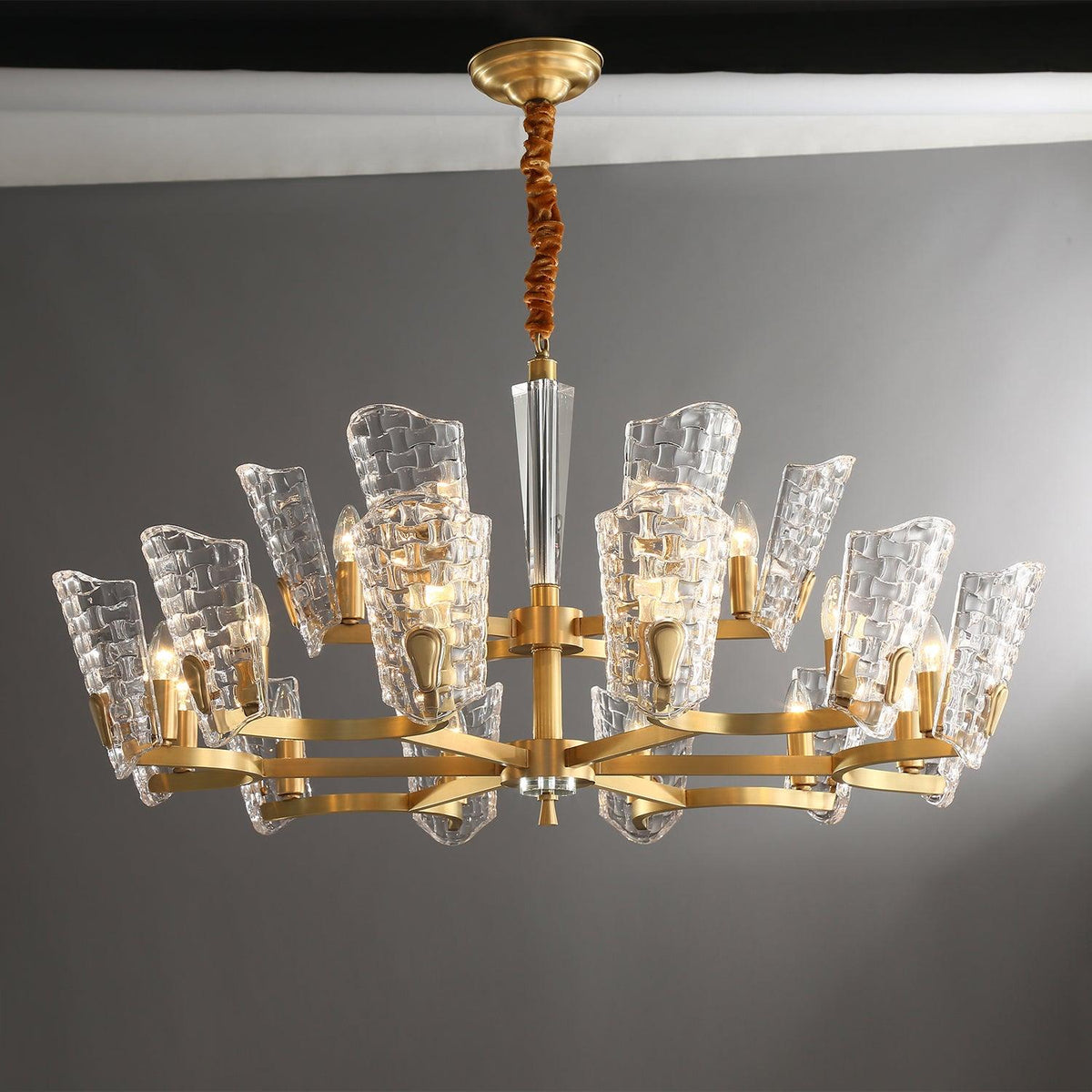 Candeeiro de teto em latão de luxo Radiant