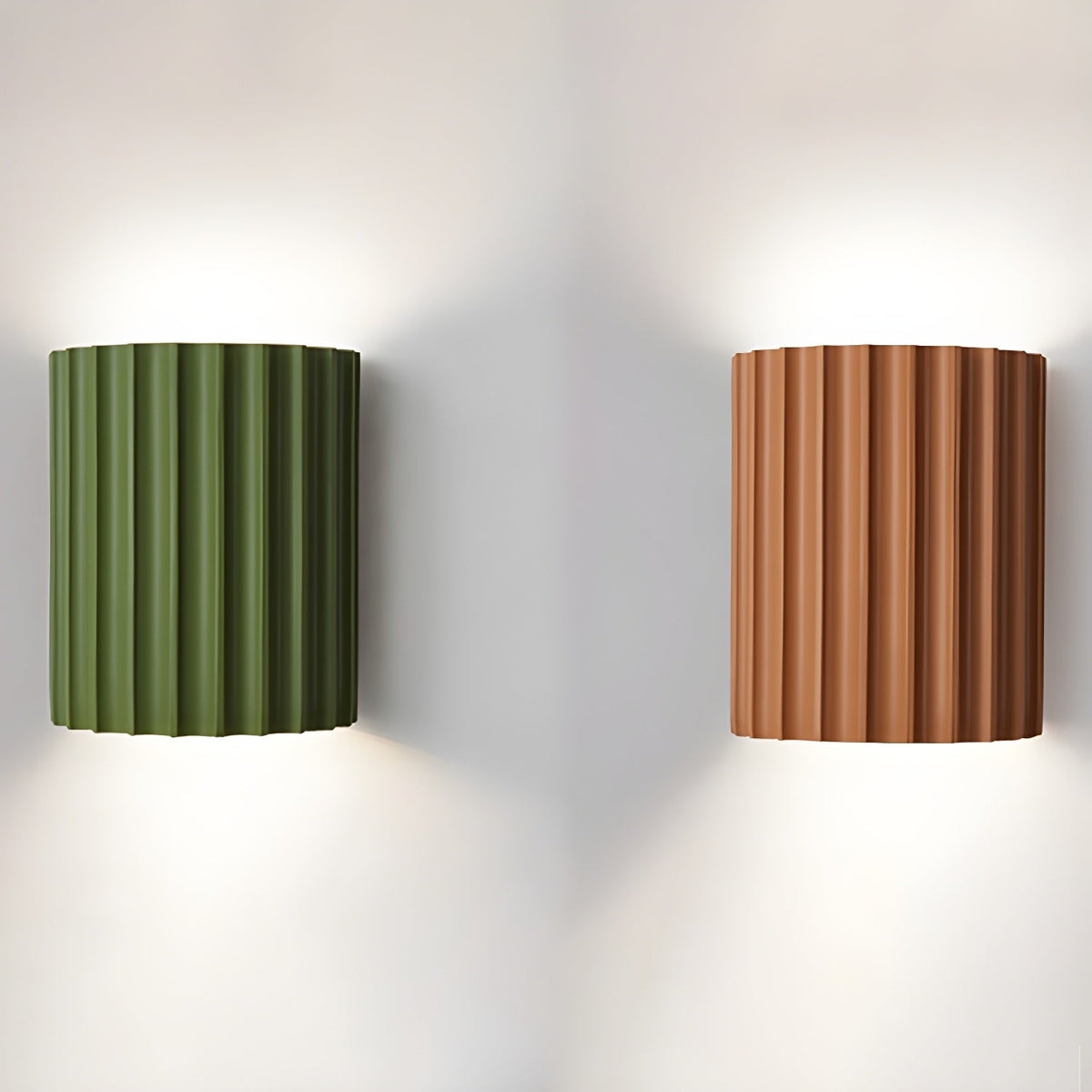 Ivvinen nordisk kunstnerisk ribbet væglampe i resin