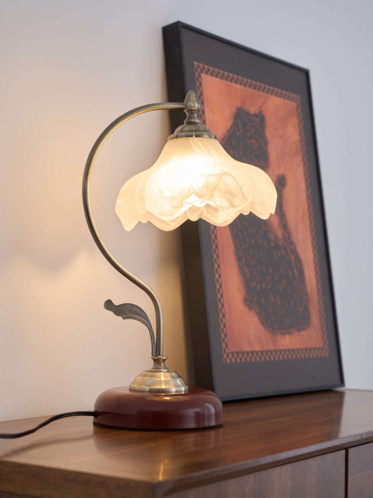 Velivise retro bordslampa i form av en blomma