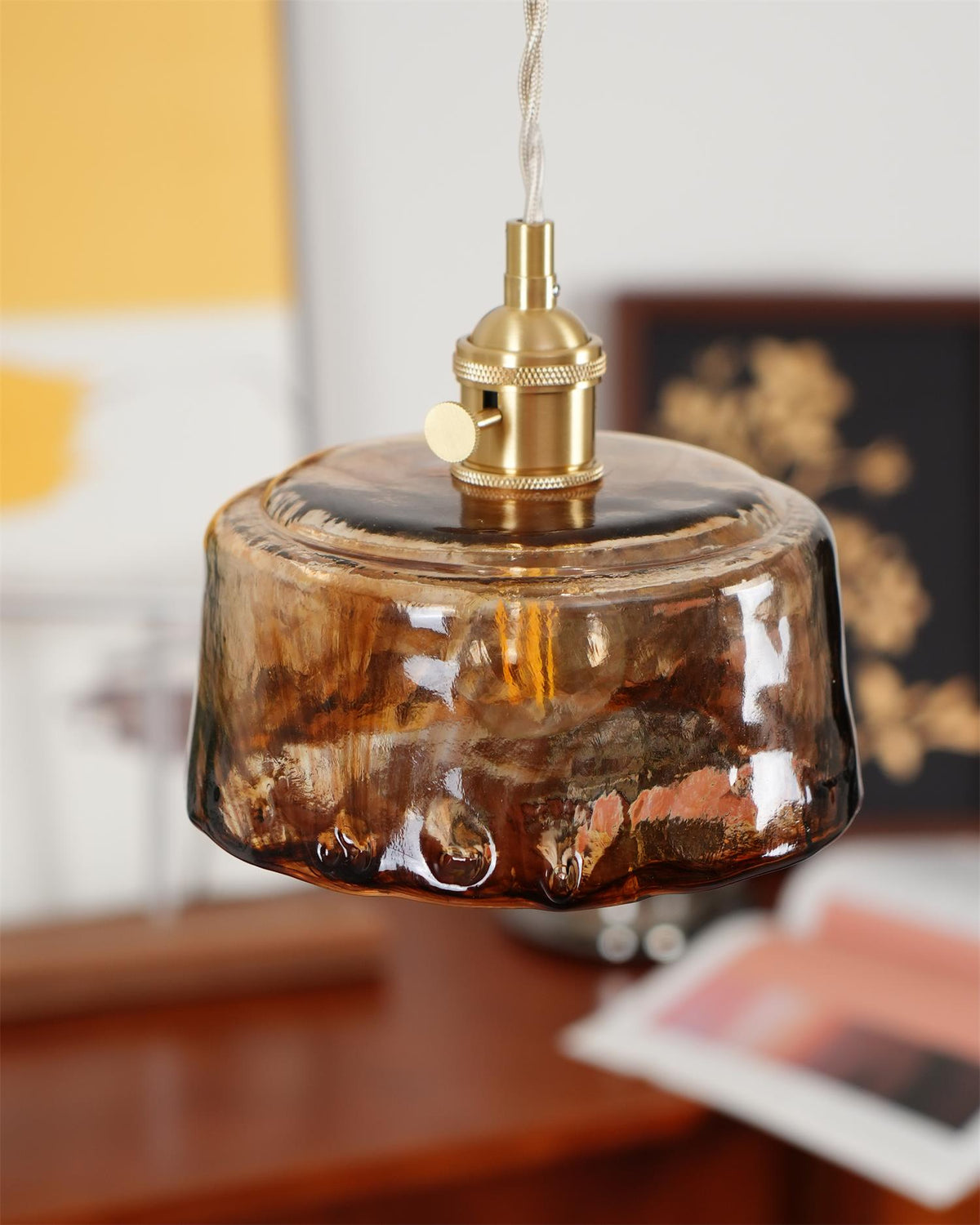 Velon-vintagependel i ravfarvet glas