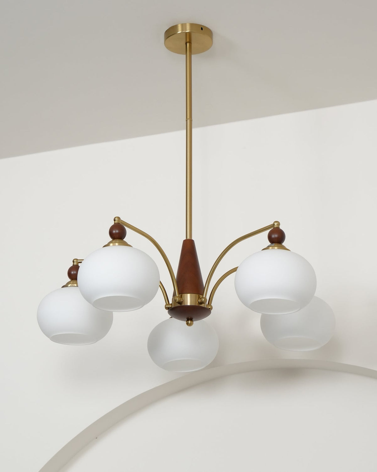 Candeeiro suspenso Vevely retro em vidro amarelo e latão