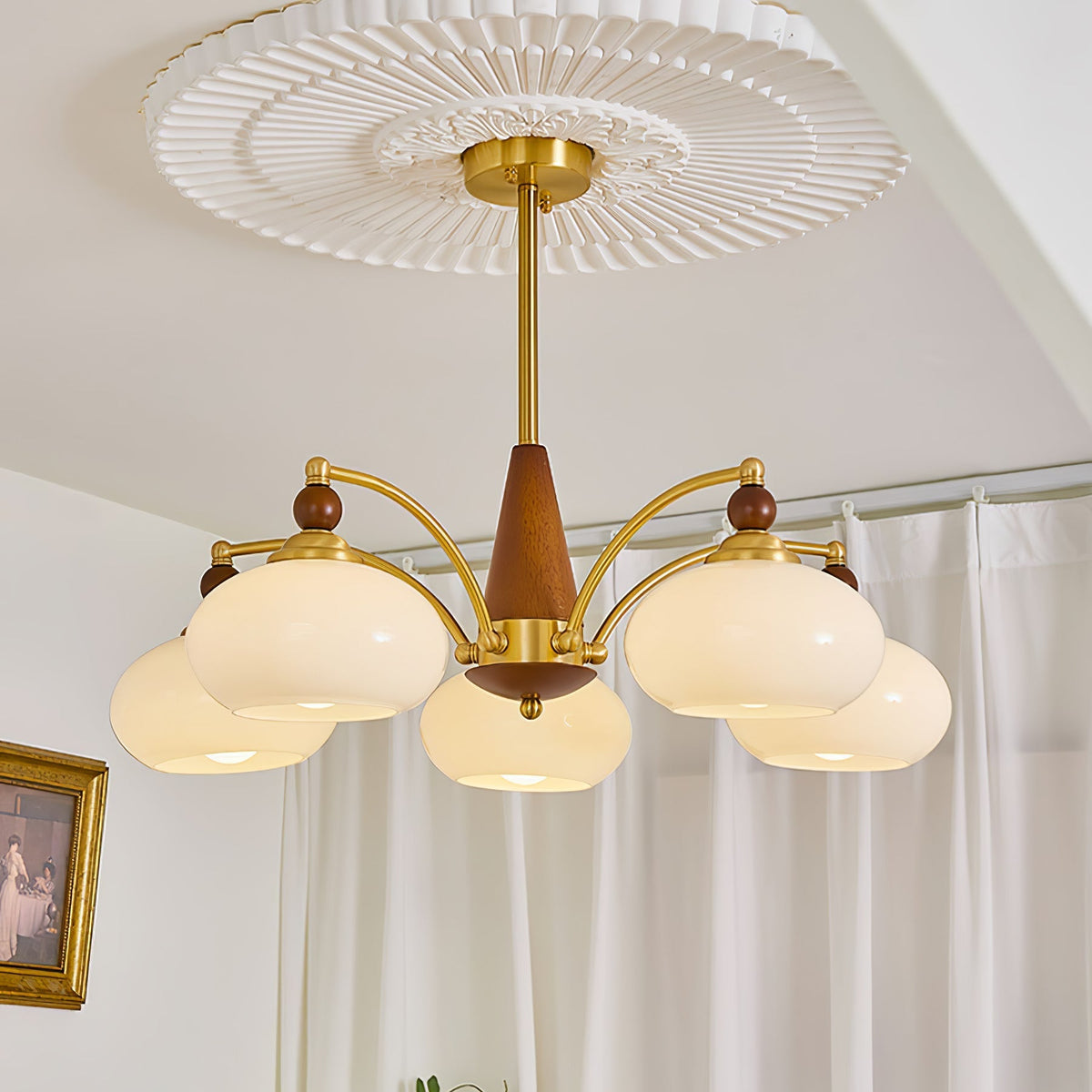 Candeeiro suspenso Vevely retro em vidro amarelo e latão