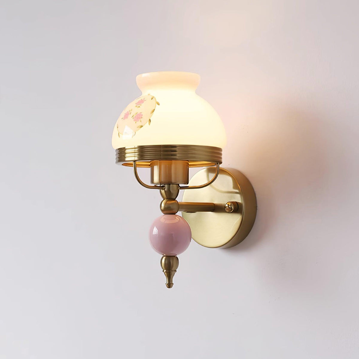 Evia vägglampa i glas och ljus för sovrum eller hall i retrostil