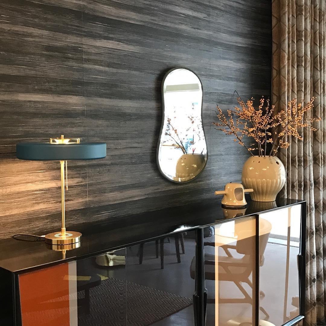 Paula moderne bordlampe