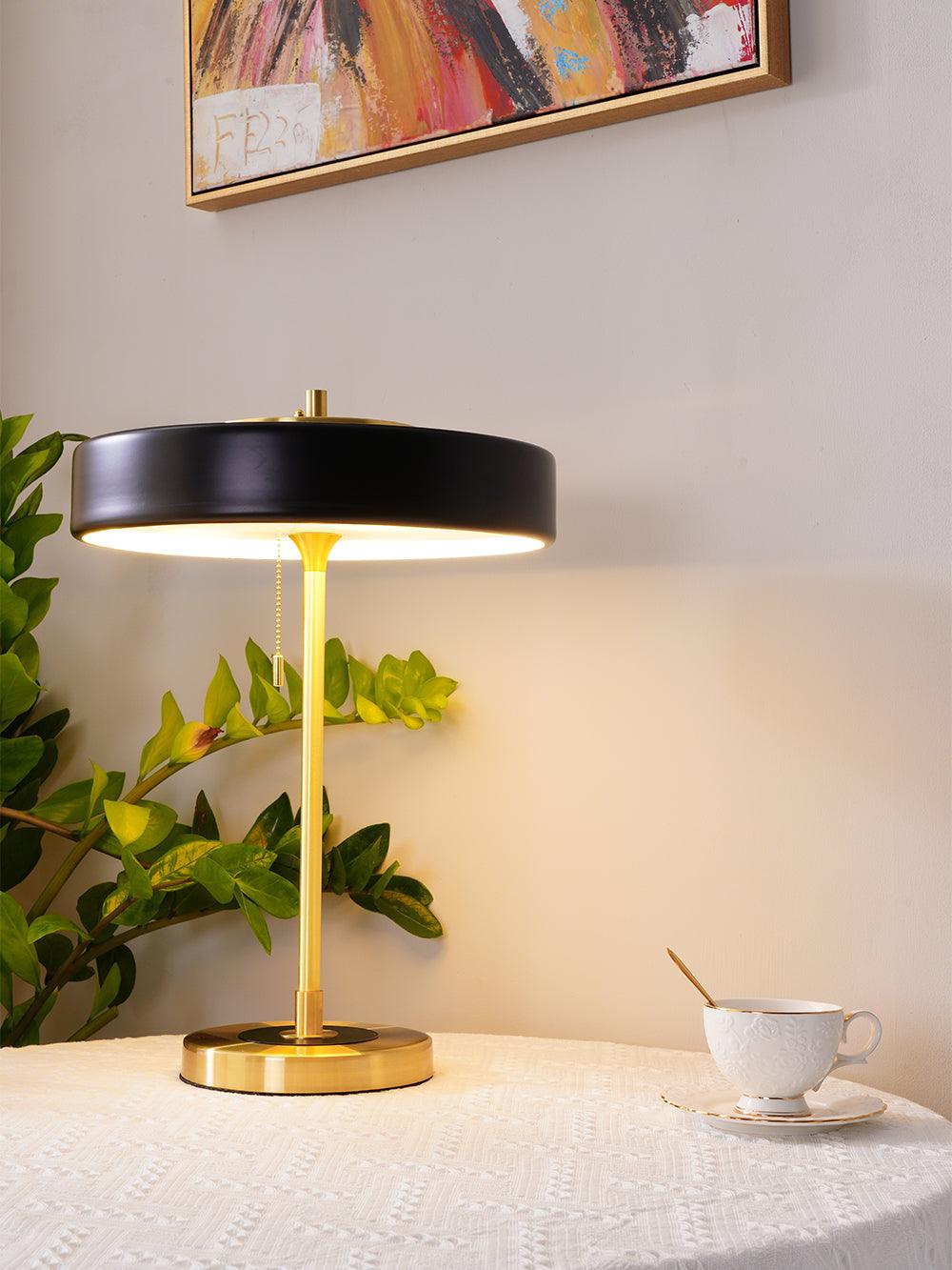 Paula moderne bordlampe