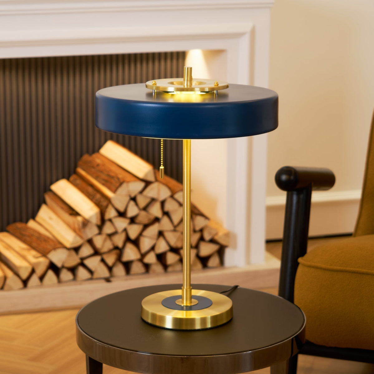 Paula moderne bordlampe