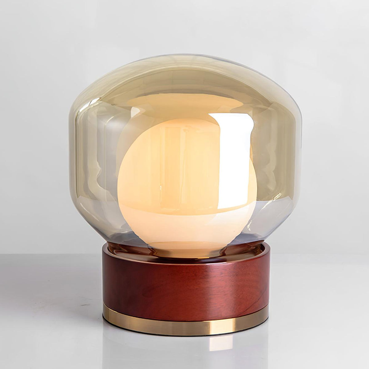 Candeeiro de mesa artístico Brinox em madeira