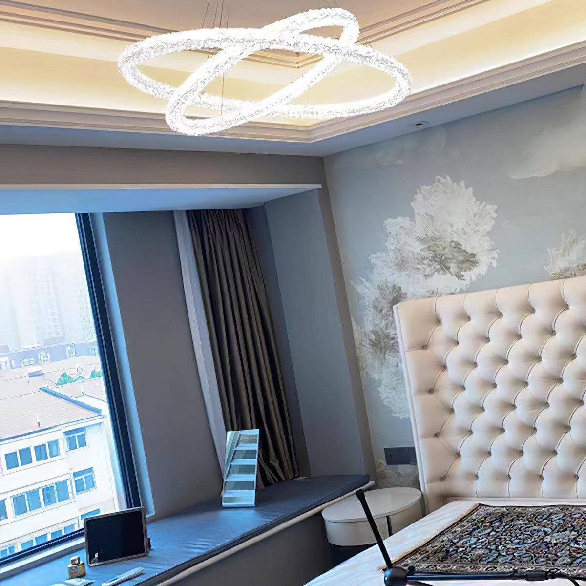 Candeeiro de teto Seleira com anel de cristal LED