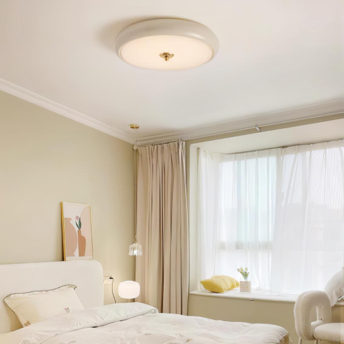 Utheara Moderne Minimalistisk Loftslampe i Cremefarvet Riflet Glas